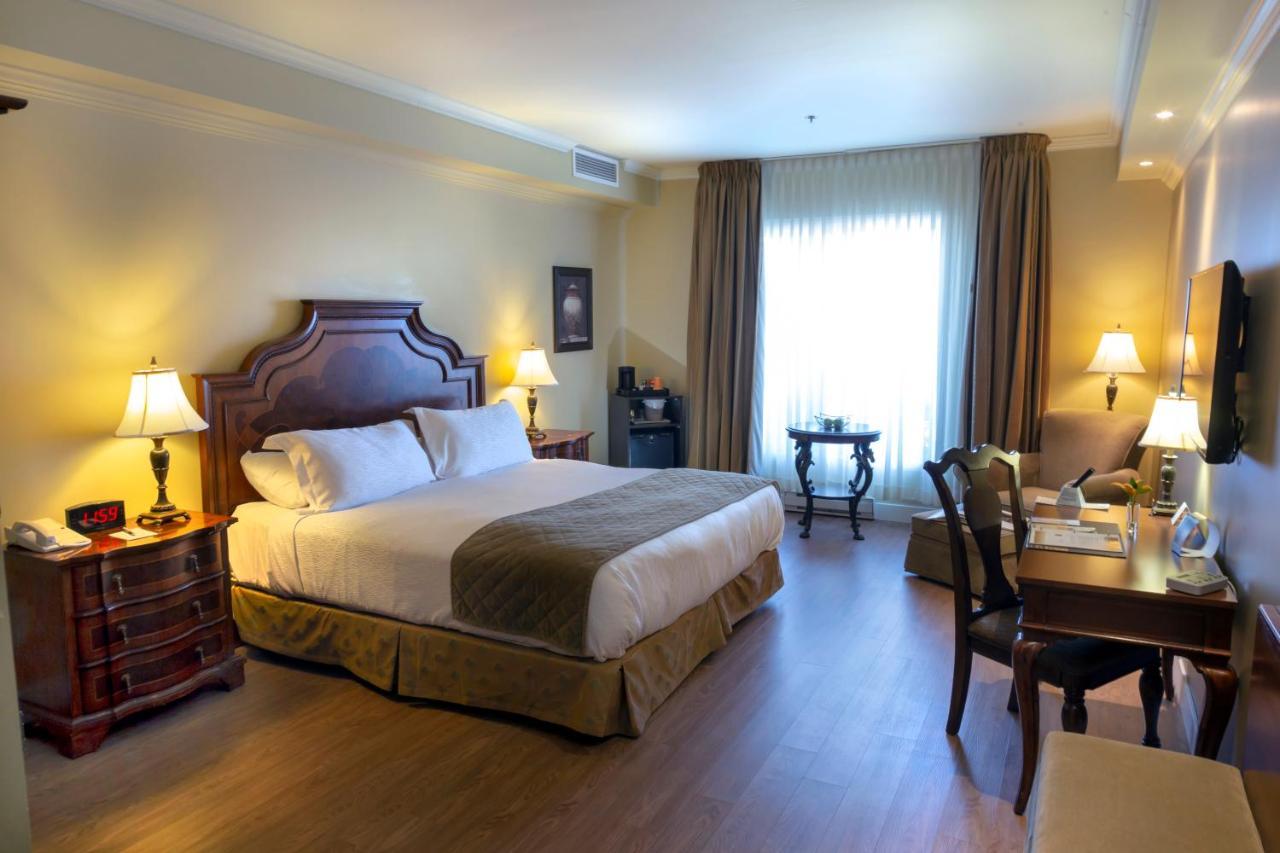 Hotel Brossard Bagian luar foto