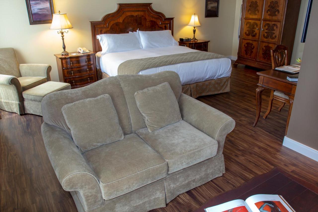 Hotel Brossard Bagian luar foto