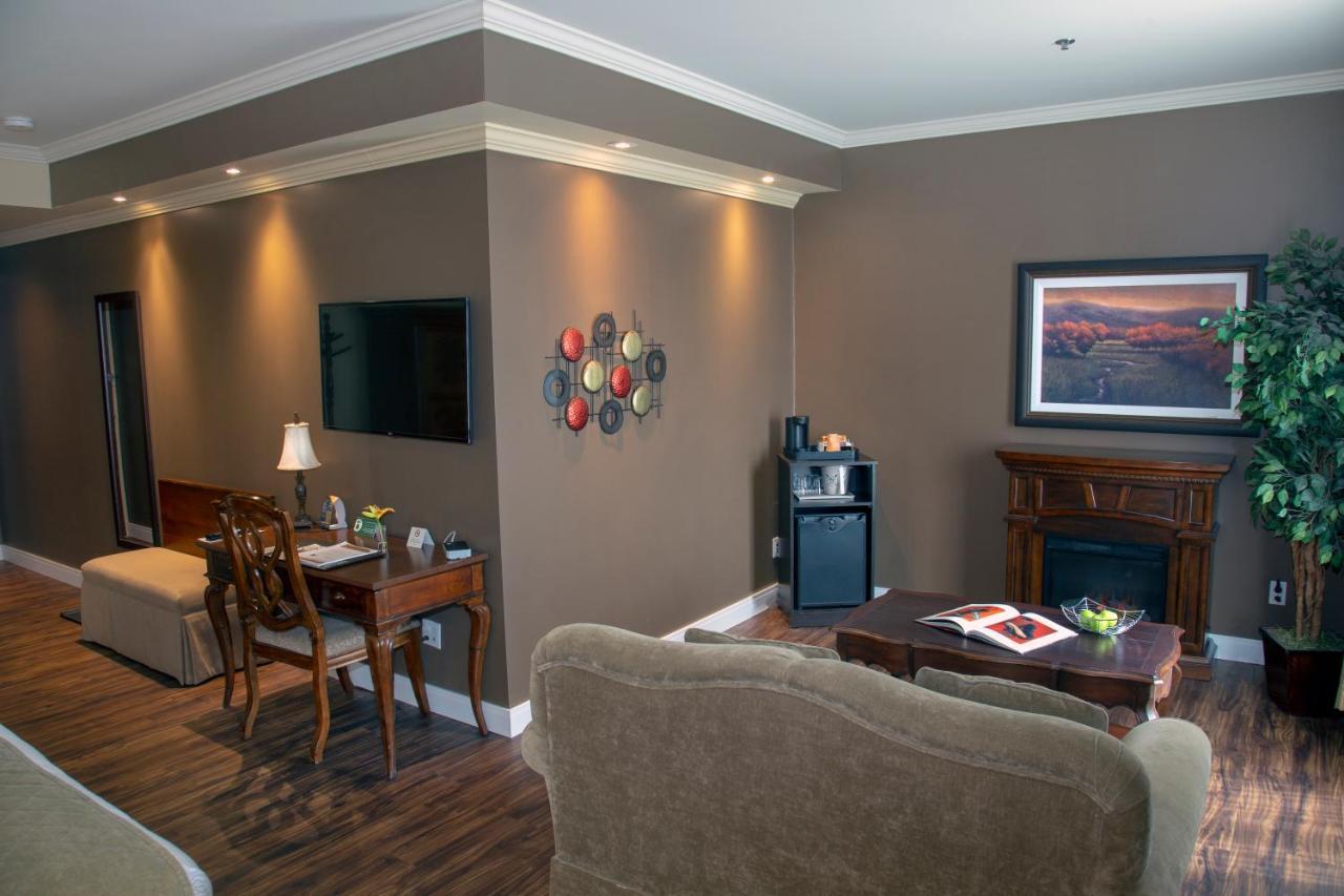 Hotel Brossard Bagian luar foto